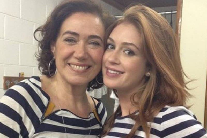 Lília Cabral ao lado de Marina Ruy Barbosa (Foto: Reprodução) Lília Cabral ao lado de Marina Ruy Barbosa (Foto: Reprodução)