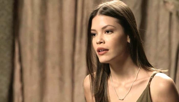 Cris (Vitória Strada) em Espelho da Vida (Foto: Reprodução/Globo) Cris (Vitória Strada) em Espelho da Vida (Foto: Reprodução/Globo)