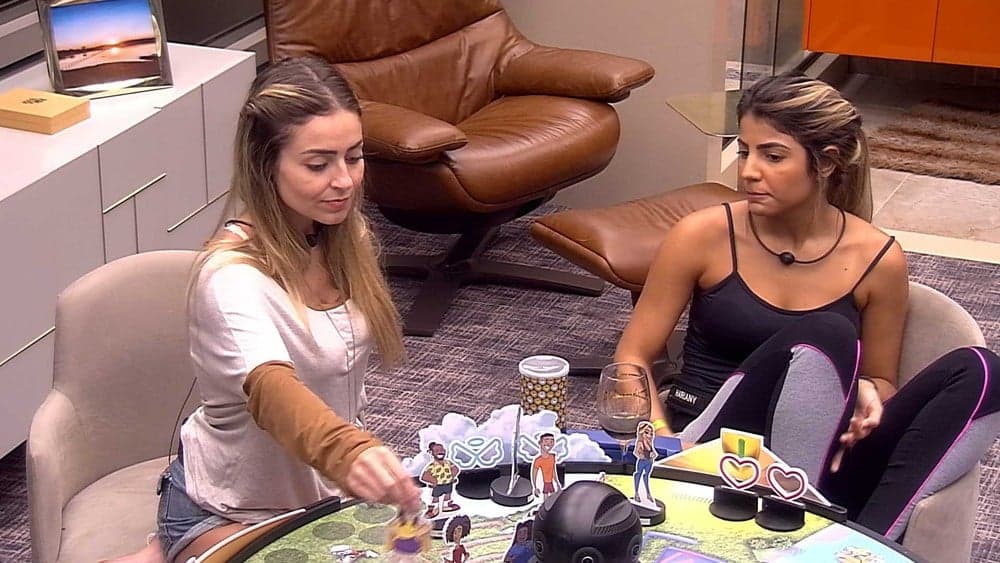 Paula e Hariany no BBB19 (Foto: Reprodução/BBB) Paula e Hariany no BBB19 (Foto: Reprodução/BBB)