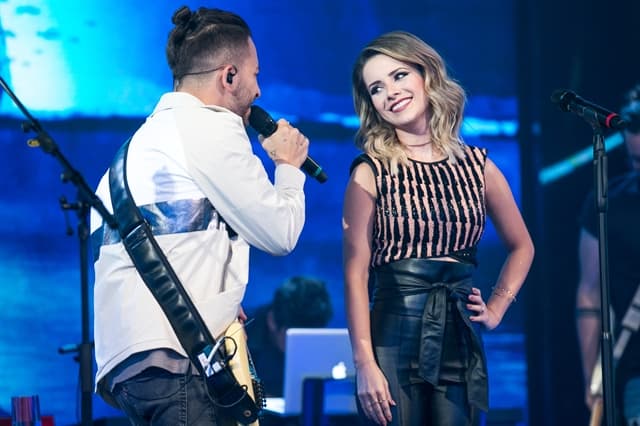 Sandy e Júnior voltam a cantar pela 1ª vez após 12 anos em programa da Globo