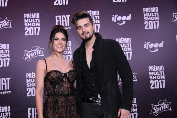 Luan Santana pede Jade Magalhães em casamento de forma inusitada e namorada tem reação surpreendente