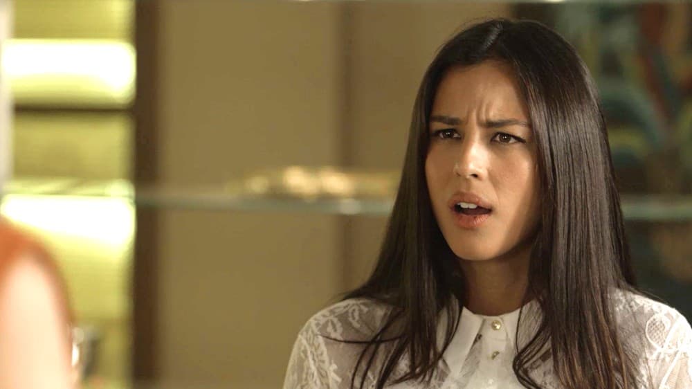Laura em cena da novela das 21h, O Sétimo Guardião (Foto: Reprodução) Laura em cena da novela das 21h, O Sétimo Guardião (Foto: Reprodução)