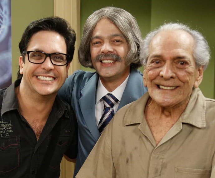 Lúcio Mauro Filho volta a gravar Escolinha após a morte do pai e faz homenagem: "Trabalhar pela alegria do povo"