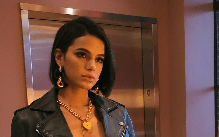 Bruna Marquezine sofre acusação de internauta sobre Neymar e rebate: "Qual foi dessa vez?"