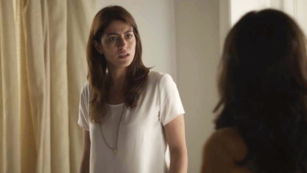 Órfãos da Terra: Laila descobre gravidez de Helena e parte pra cima da rival