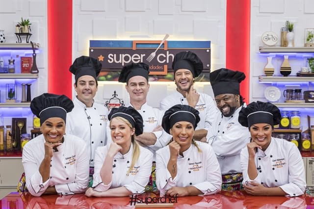 Os participantes do SuperChef Celebridades 2019 (Foto: Globo/Paulo Belote) Os participantes do SuperChef Celebridades 2019 (Foto: Globo/Paulo Belote)