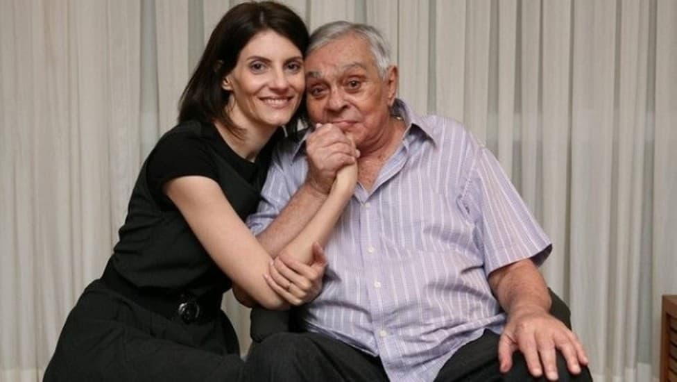 Esposa de Chico Anysio é diagnosticada com grave doença e é internada às pressas