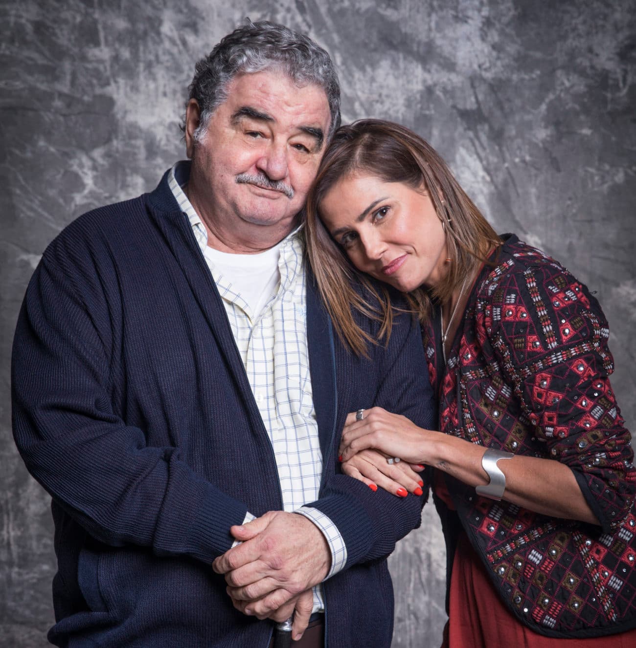 http://tvfoco.uai.com.br/wp-content/uploads/2015/05/Daniela-Mercury.jpg