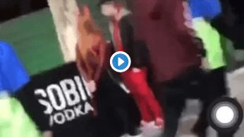 Famosa é agredida em público pelo namorado e vídeo agonizante é divulgado