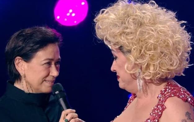 Lilia Cabral invade Popstar e emoção toma conta: 'Você merece'
