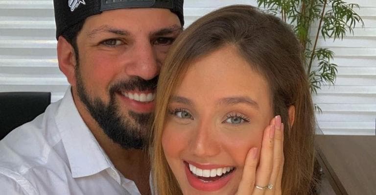 Sorocaba revela sexo do bebê com Biah Rodrigues e momento emociona: "Vivendo um sonho"