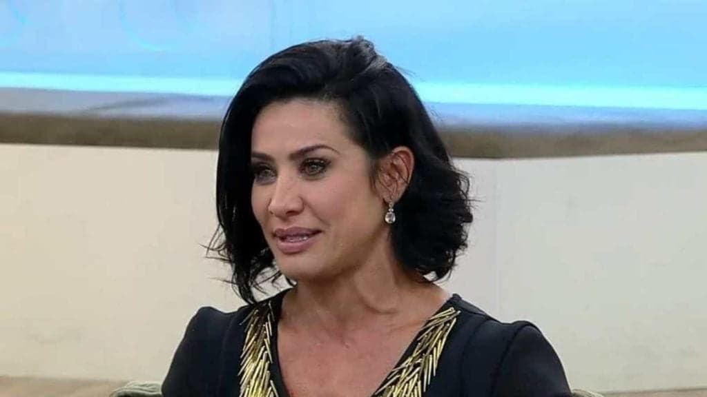Comovente! Scheila Carvalho se despede do irmão após morte trágica e presta última homenagem