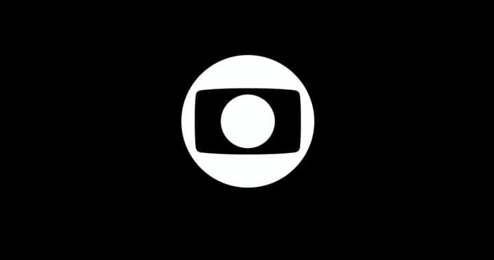 Ator da Globo termina namoro com filha de Glória Pires e pede “nudes” nas redes sociais