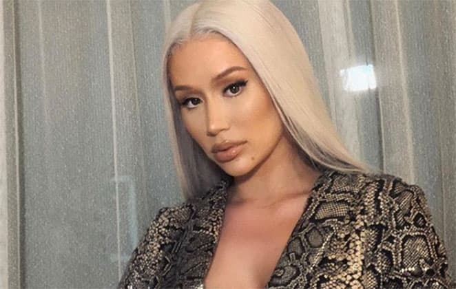 Bomba! Iggy Azalea revela ser mãe, diz que escondeu gestação e afirma: “Quis manter sua vida privada”
