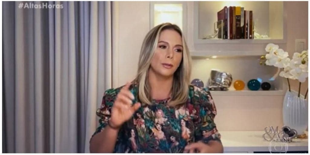 Carla Perez expõe sofrimento ao público, revela crueldade nos bastidores e desaba: "Momentos de eu desmaiar de dor"