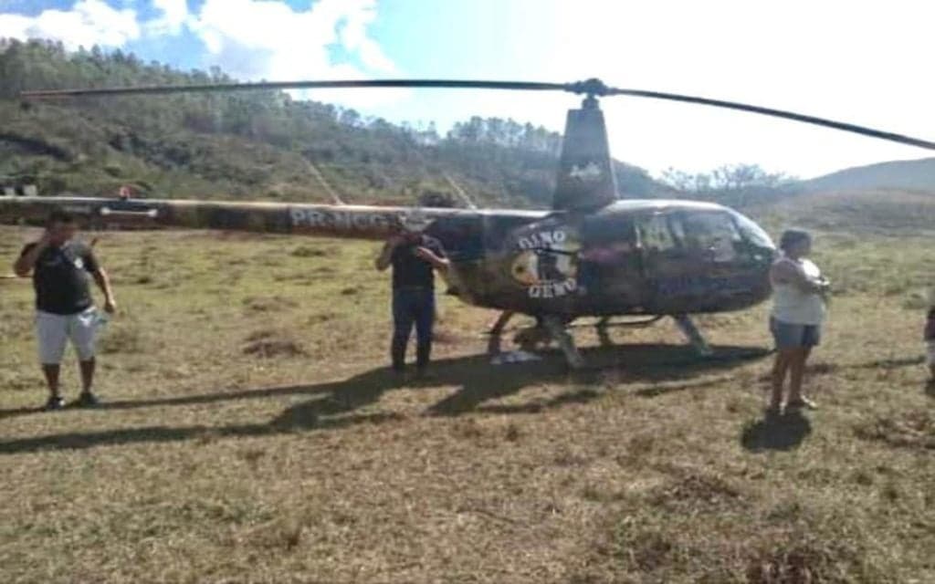 Helicóptero de dupla sertaneja sofre pane, fumaça é vista e tragédia acaba sendo anunciada: "Tenha misericórdia"
