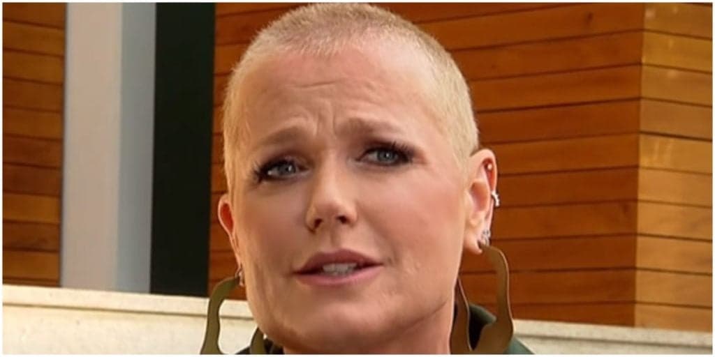 Xuxa Meneghel entrega foto rara com a tia