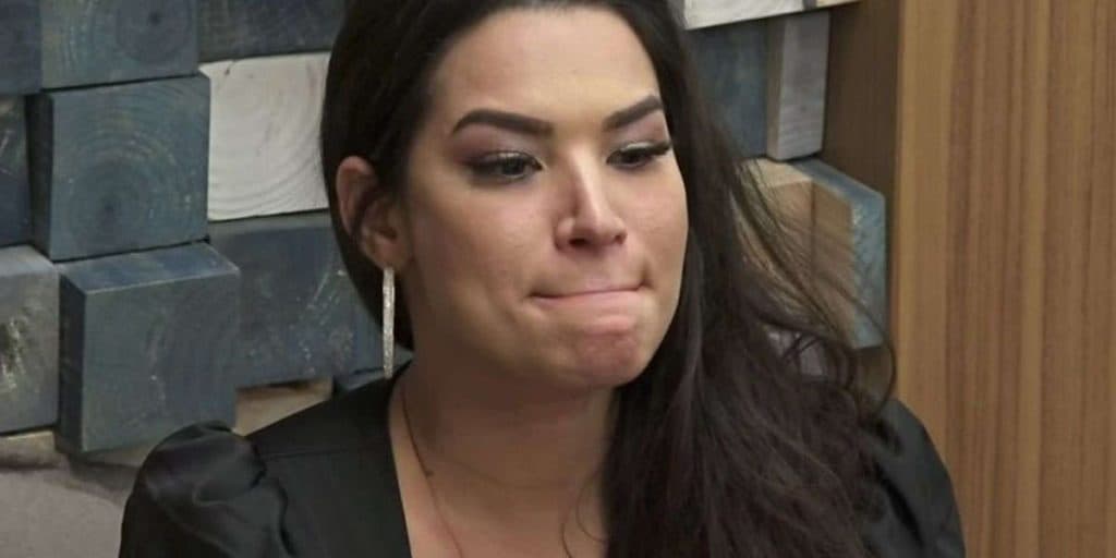 Raíssa Barbosa, após ordem de despejo de apartamento, tem destino definido e faz reflexão: "Uma coisa maior"