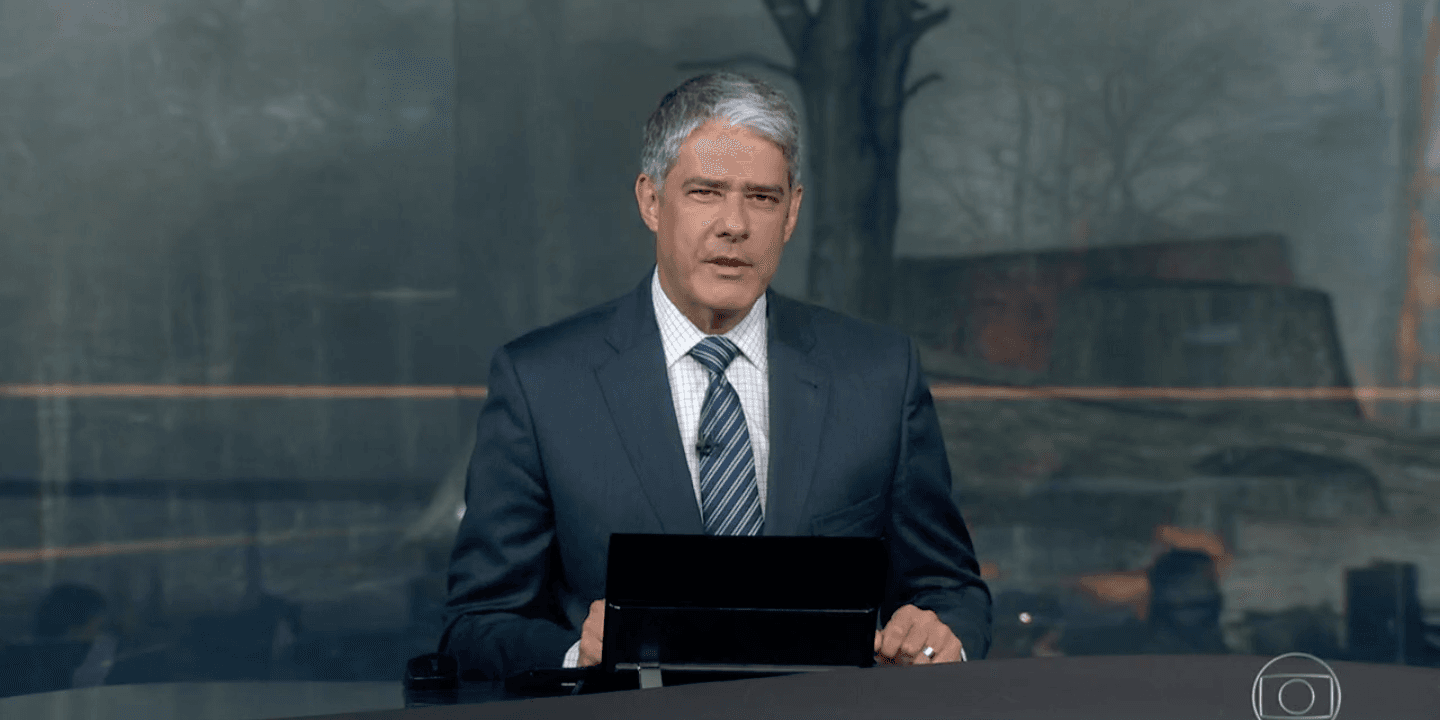 William Bonner se irritou durante o 'Jornal Nacional' (Foto: reprodução/Globo) William Bonner se irritou durante o 'Jornal Nacional' (Foto: reprodução/Globo)