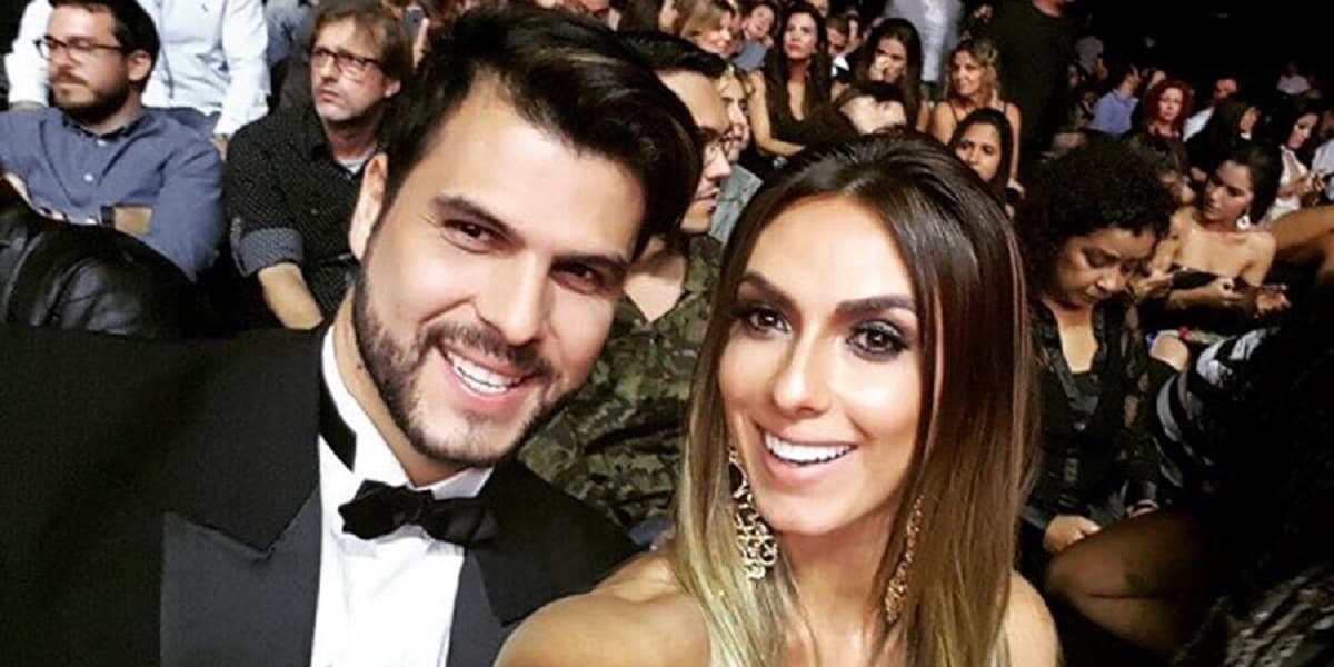 Nicole Bahls escandaliza e conta de uma vez motivo de fim com marido, após 3 anos: "Tenho que esquecer" Nicole Bahls escandaliza e conta de uma vez motivo de fim com marido, após 3 anos: "Tenho que esquecer"