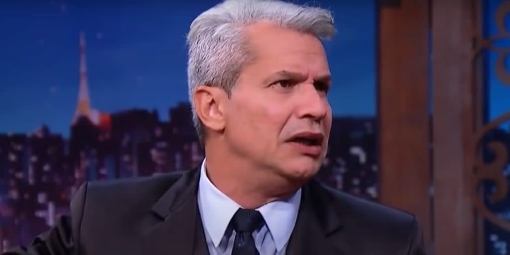 Sikêra Jr tira a cara da RedeTV!, metralha o mundo com ataque após quase morrer e recebe: "Tá puto"