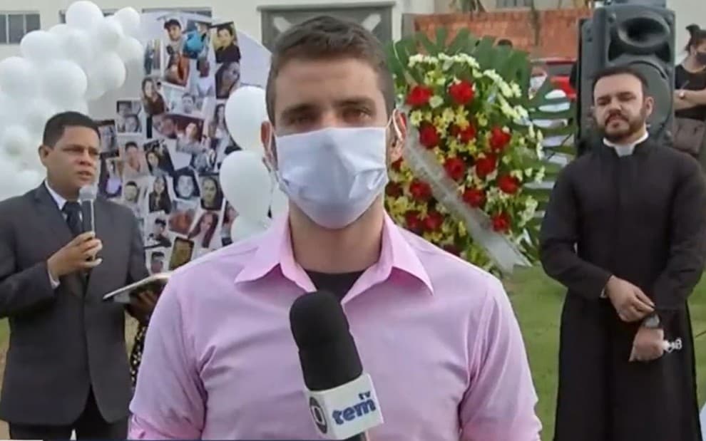 Repórter da Globo vai aos prantos ao vivo: "É muito difícil"