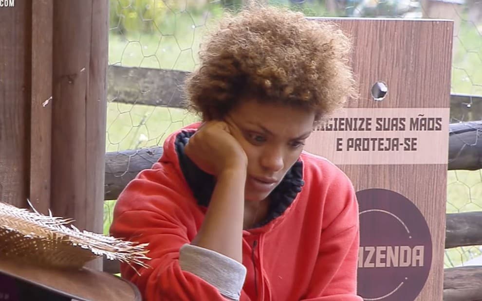 A Fazenda 12: Temendo eliminação, Lidi desabafa após ter sido indicada para a roça