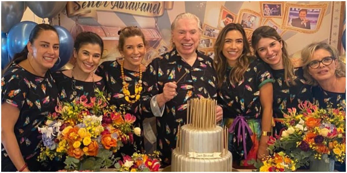 Silvio Santos ao lado das seis filhas em seu aniversário de 90 anos (Foto: Reprodução) Silvio Santos ao lado das seis filhas em seu aniversário de 90 anos (Foto: Reprodução)