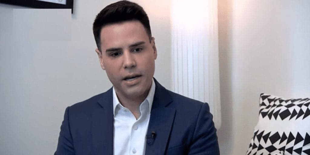 Luiz Bacci, após expor verdade sobre relação com Dudu Camargo, responde pergunta sobre sexo e dispara: "Na hora H''