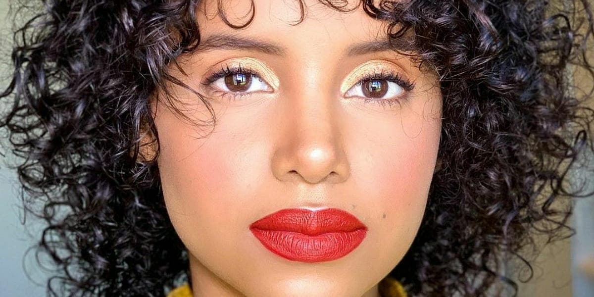 Ex-BBB Gleice revela pânico após plástica e condena ex por comparação maldosa (Foto: Reprodução/Instagram) Ex-BBB Gleice revela pânico após plástica e condena ex por comparação maldosa (Foto: Reprodução/Instagram)
