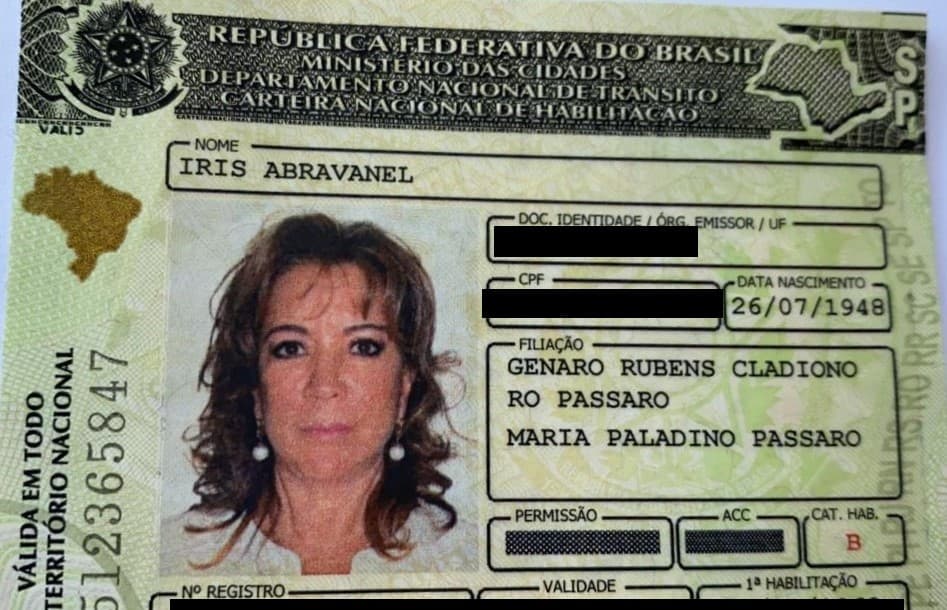 Carteira de Habilitação de Iris Abravanel (Foto: Reprodução) Carteira de Habilitação de Iris Abravanel (Foto: Reprodução)