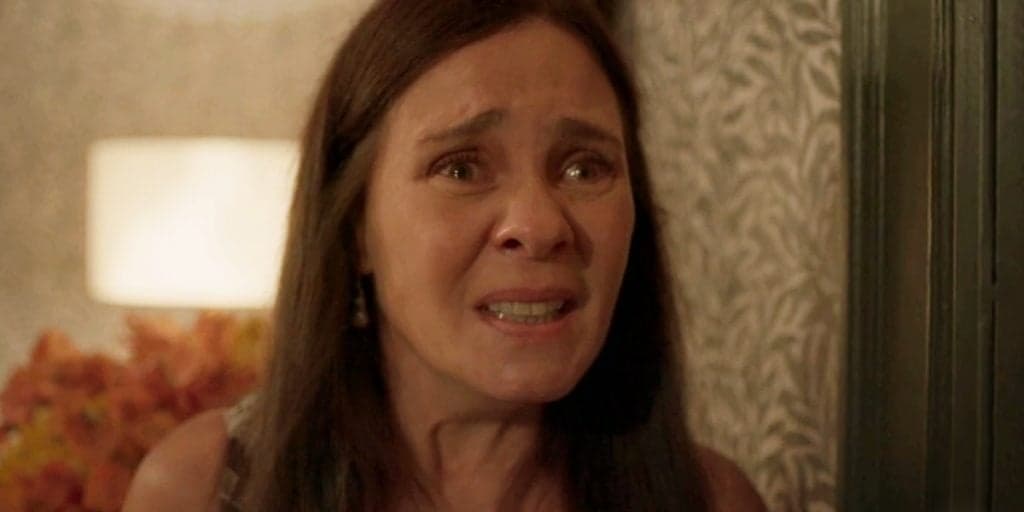 Amor de Mãe Final: Thelma, com a polícia no cangote, consegue trunfo para seu último plano maquiavélico