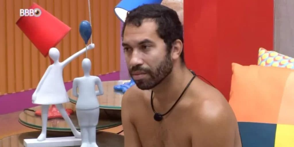 Gilberto teme eliminação do BBB21, desabafa e faz confissão: "Queria muito ser diferente"