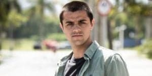 Felipe Simas foi demitido da Globo após fim das gravações de Salve-se Quem Puder (Foto: Reprodução) Felipe Simas foi demitido da Globo após fim das gravações de Salve-se Quem Puder (Foto: Reprodução)