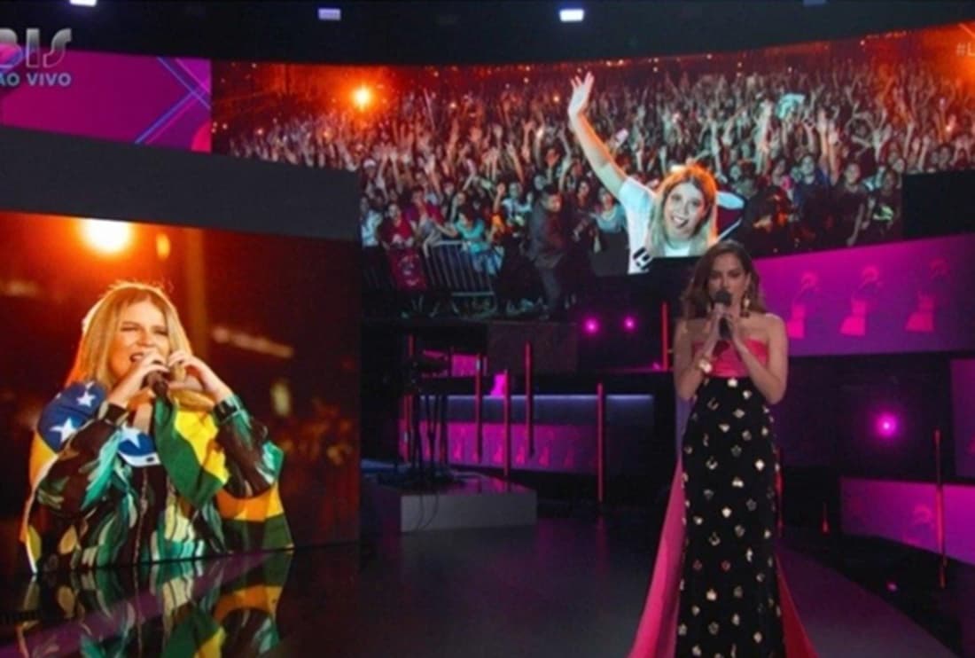 Anitta durante tributo à Rainha da Sofrência no Grammy Latino 2021 (Foto: Reprodução/ Canal BIS) Anitta durante tributo à Rainha da Sofrência no Grammy Latino 2021 (Foto: Reprodução/ Canal BIS)