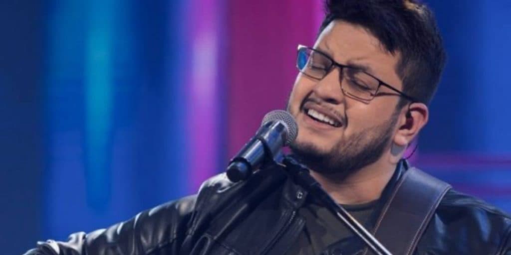 "Não espere para dizer que ama", detona mãe do cantor Maurílio, após morte do filho aos 28 anos
