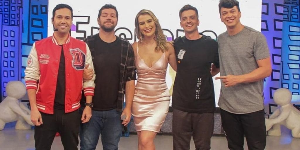 RedeTV! bate o martelo, desiste do "Encrenca" e encerra o humorístico após quase oito anos no ar