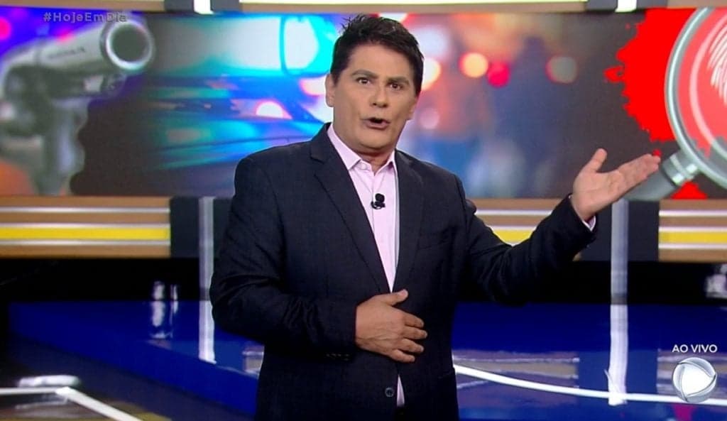"Ameaça", Âncora da Record explode com César Filho e dá recado amargo no Hoje Em Dia: "Vai ter volta"