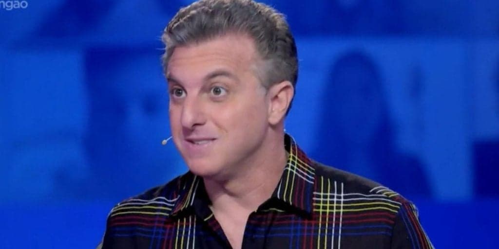 Luciano Huck passa por mudança radical, surge irreconhecível aos 50 anos e choca: "Quem é?"