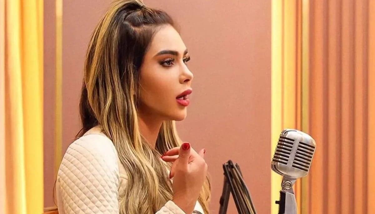 Nadja Pessoa fez uma sessão de terapia e abriu o peito no podcast de Juju Salimeni (Foto: Reprodução/ Divulgação) Nadja Pessoa fez uma sessão de terapia e abriu o peito no podcast de Juju Salimeni (Foto: Reprodução/ Divulgação)