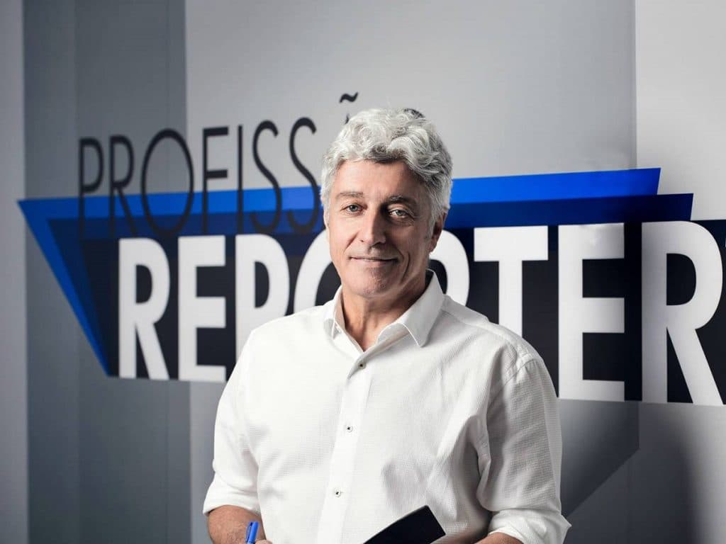 Caco Barcellos recebe a pior notícia, volta do Profissão Repórter é cancelada e desfecho é confirmado na Globo