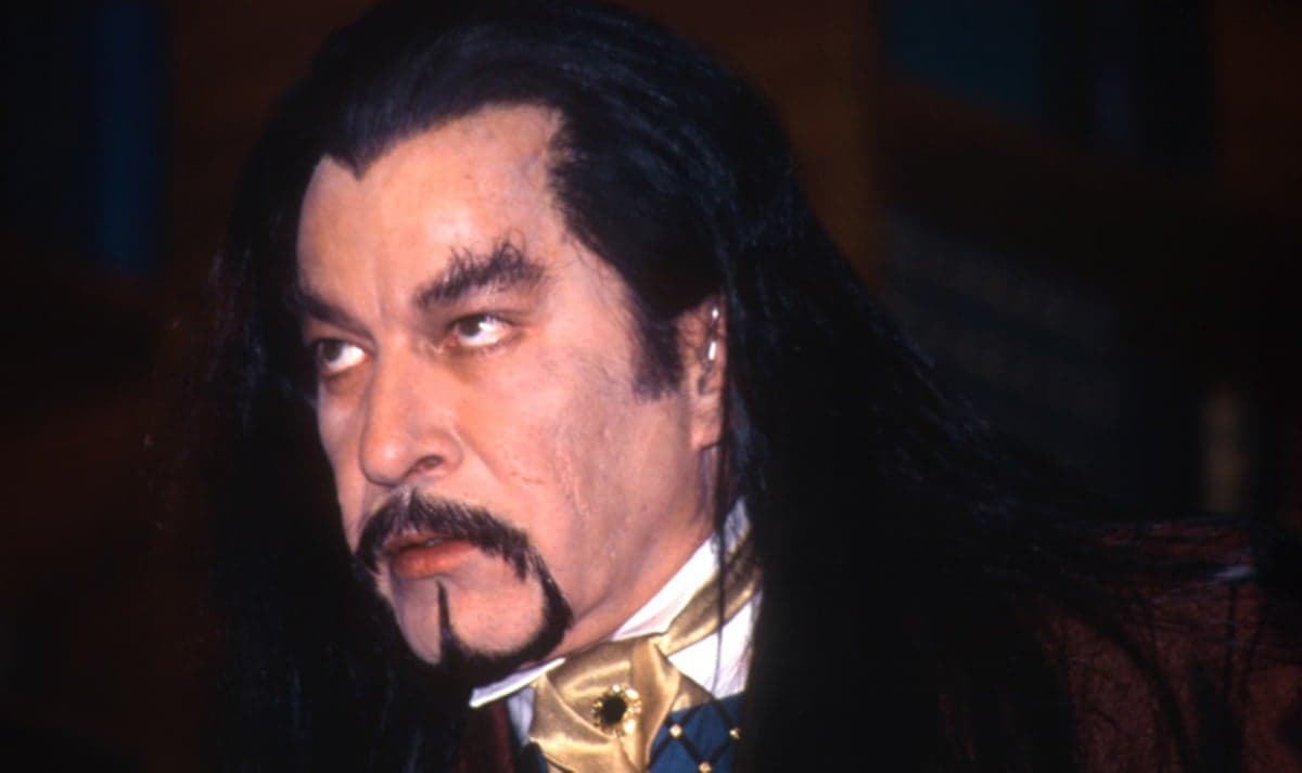 Enrique Rocha como Lucio em "Serafín" Enrique Rocha como Lucio em "Serafín"