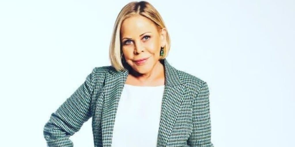 Claudete Troiano se enfurece ao vivo na RedeTV! e toma atitude inesperada com funcionária: "Grosseira"