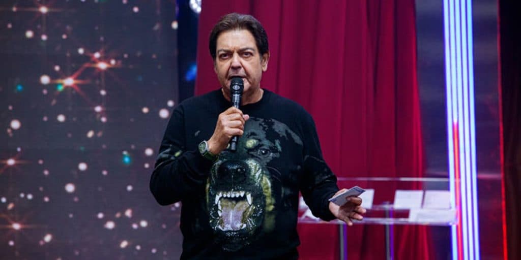 Globo acaba com Show Dos Famosos, dá cartada de mestre e traz Faustão de volta: "Não se apaga"