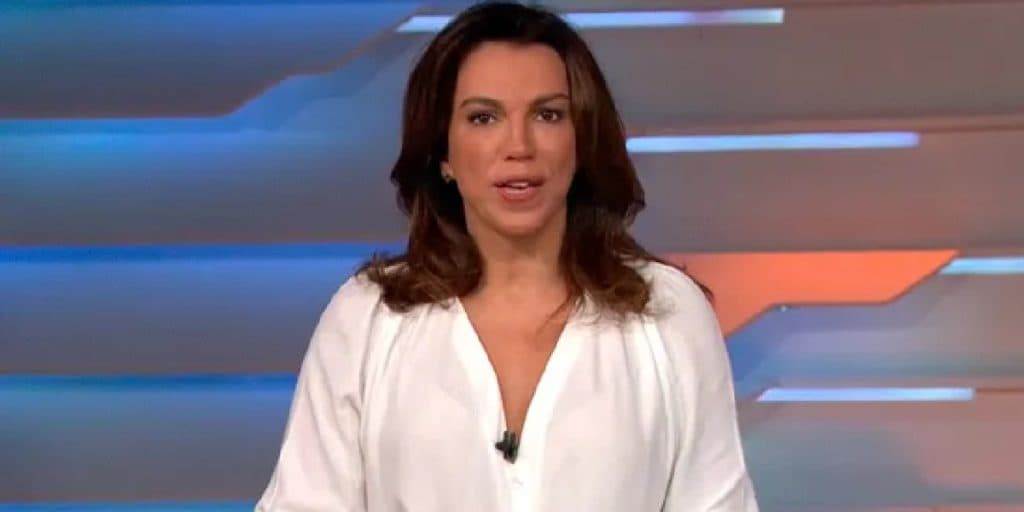 Ana Paula Araújo volta à Globo e fala sobre sono: "Deu pra perceber?"