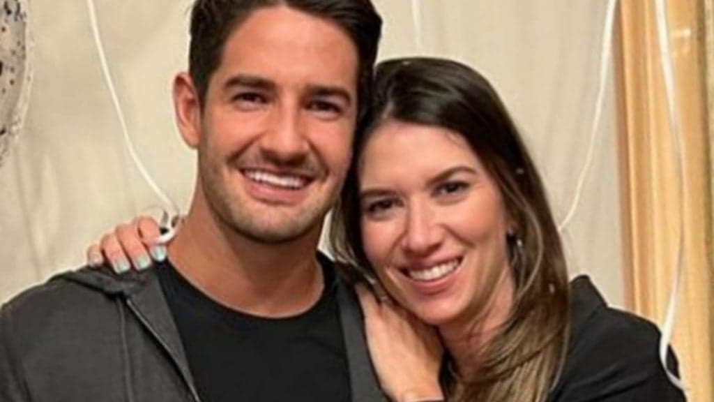 Pato, marido de Rebeca Abravanel, divulga frase enigmática ao público: “Que seja o que Deus quiser”