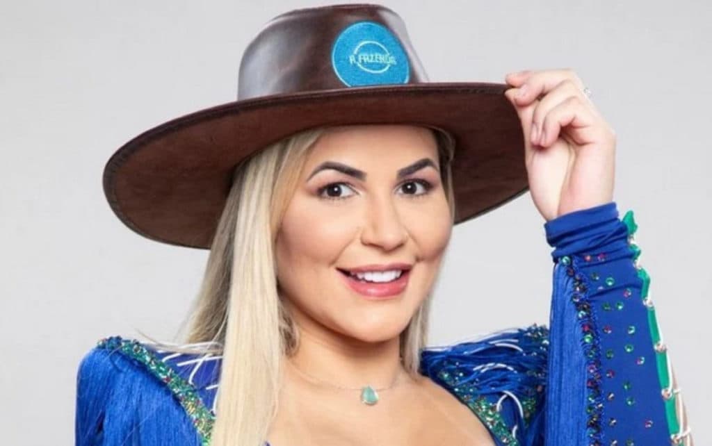 Quantas plásticas Deolane fez para entrar em A Fazenda 14? Veja antes e depois