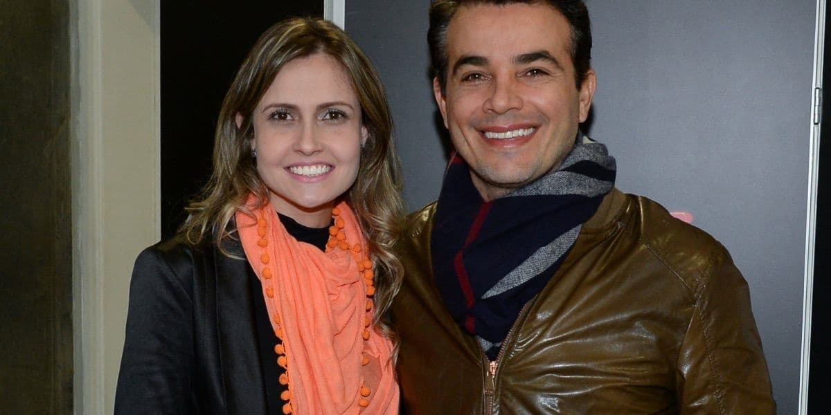 Anderson Di Rizzi e Thaíse Galante, a professora com quem é casado e tem dois filhos (Foto: AgNews) Anderson Di Rizzi e Thaíse Galante, a professora com quem é casado e tem dois filhos (Foto: AgNews)