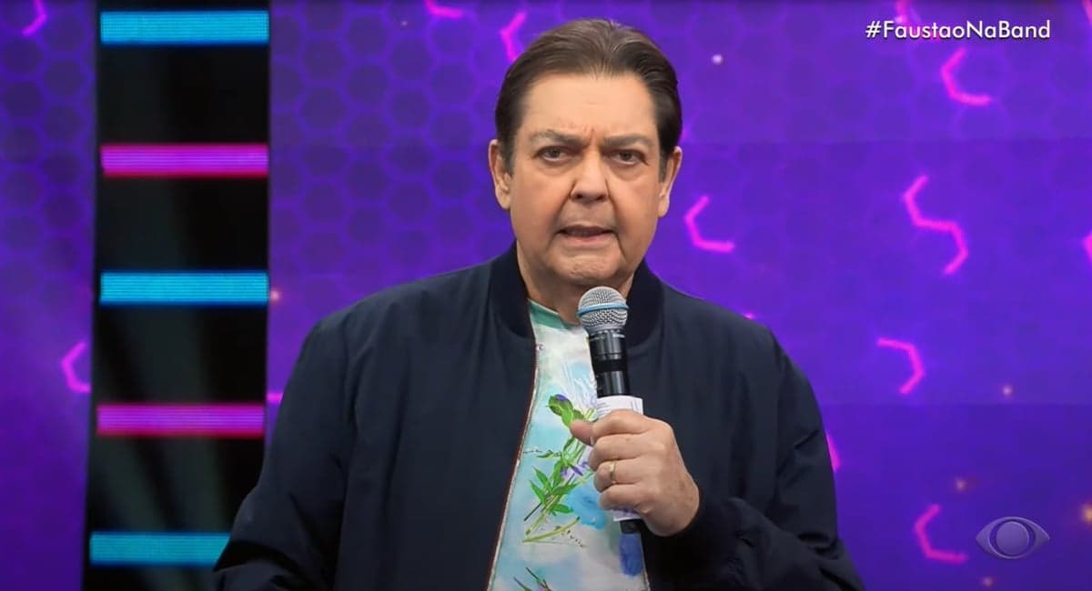 O comunicador veterano de sucesso O comunicador veterano de sucesso