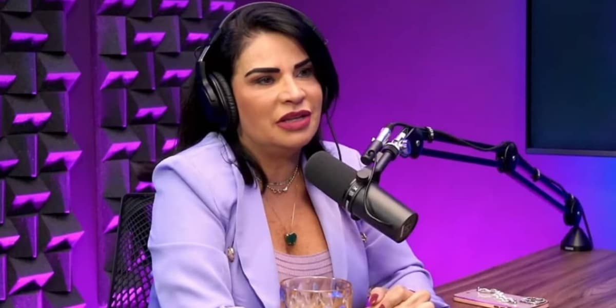 Solange Gomes em entrevista ao podcast 'Papagaio Falante' - Foto: Reprodução Solange Gomes em entrevista ao podcast 'Papagaio Falante' - Foto: Reprodução